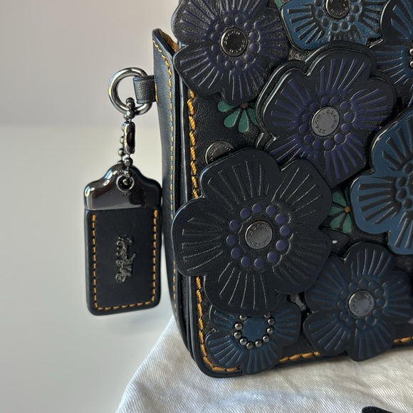 Coach | NWOT 1941 Dinky with Tea Rose Black/Blue/Purple Leather Crossbody #20215 - Picture 4 of 16